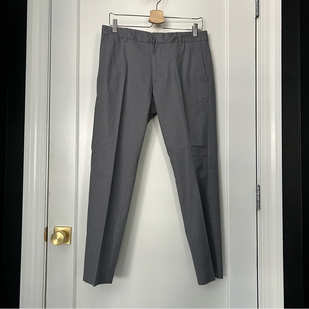 Vince Slim Fit Gray Dress Pants, Size 31